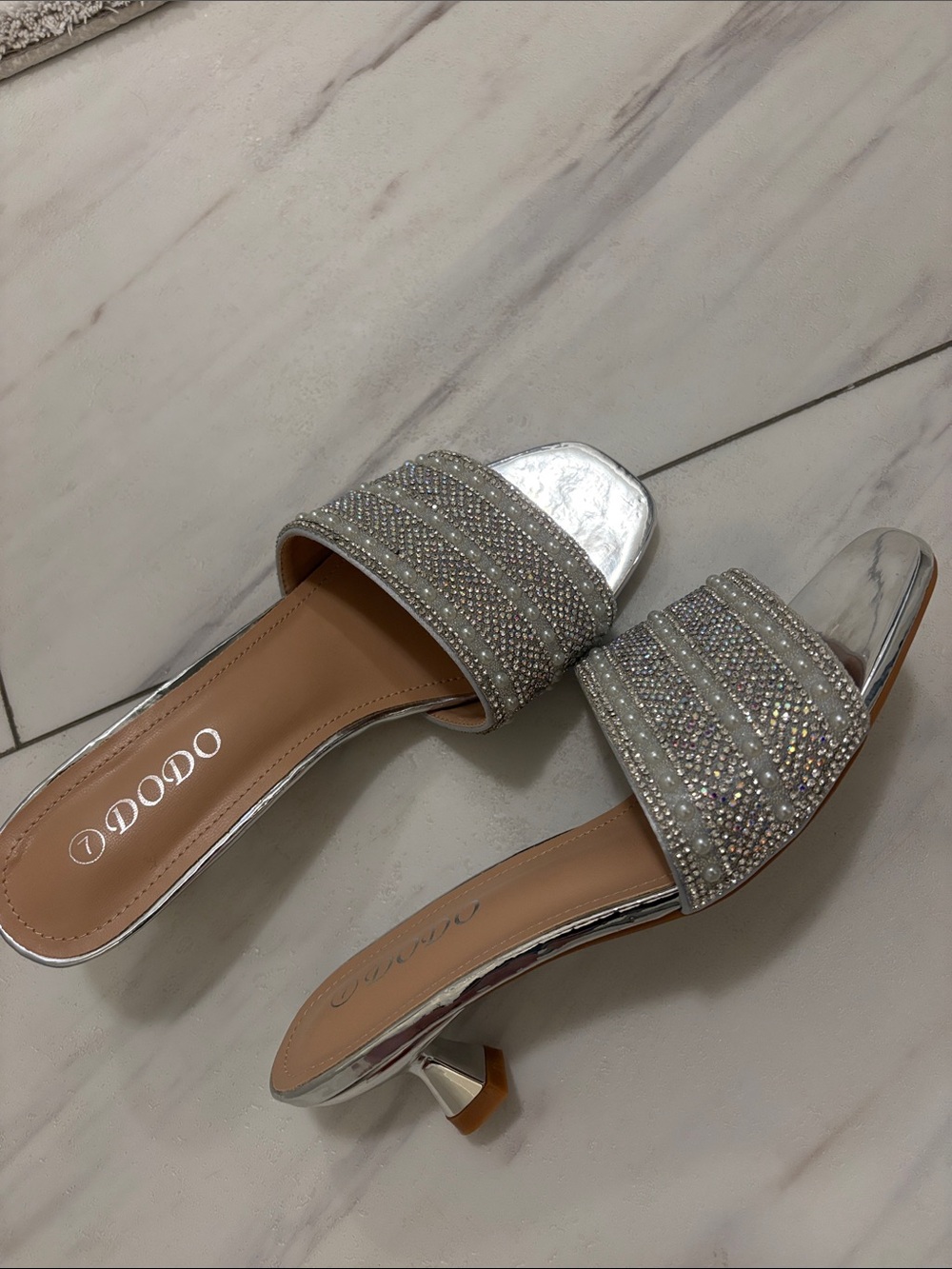 Silver Crystal-Embellished Women’s Slide Sandals 7 NEW!